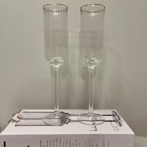 Nicole Miller Clear Champagne Flutes with Gold Rim